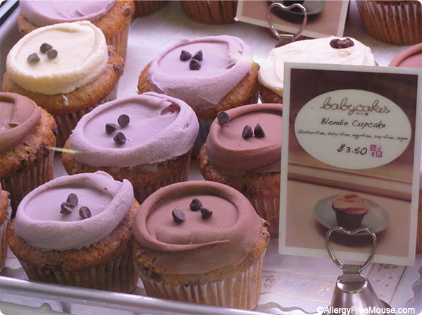 Blondie cupcakes at Babycakes NYC at Disney