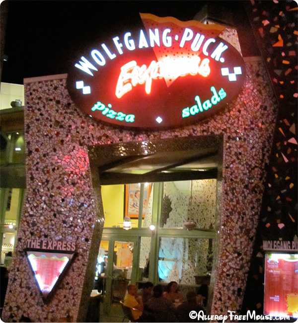 Wolfgang Puck Express - West Side - Downtown Disney