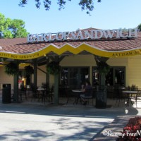 Dining at Earl of Sandwich with food allergies